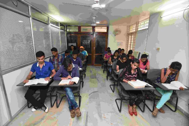 Foundation-Course-CLAT-Gurukul