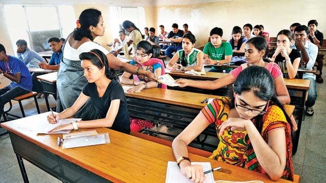 579576-551833-neet-exam-022617