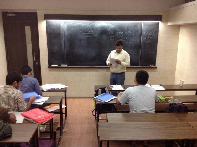 kalra-shukla-classes-kaka-deo-kanpur-e1d74