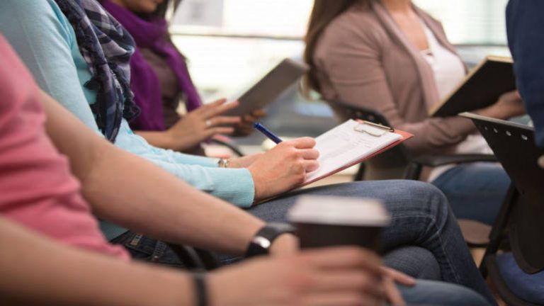 Education_study_student_school_college_university_1280x720-770x433