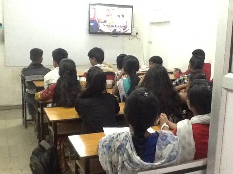 future-career-path-rajapeth-amravati-9a33e