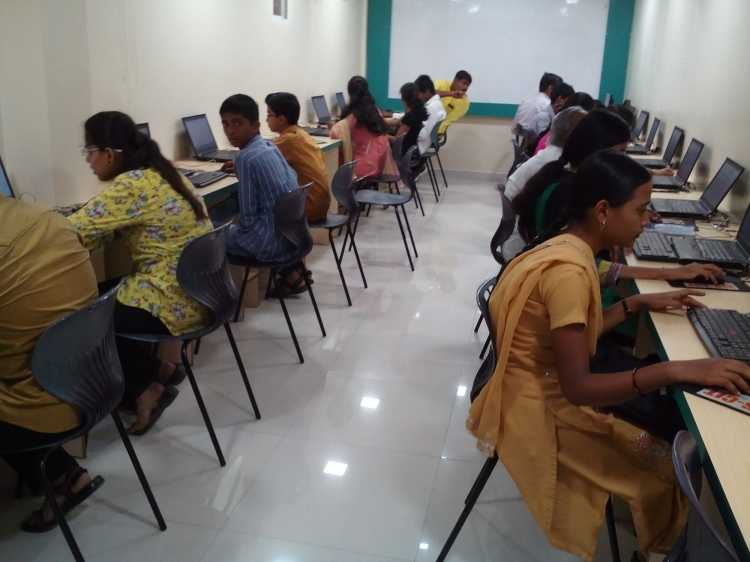 sunbeam-infocom-pvt-ltd-bus-stand-road-karad-karad-computer-training-institutes-3x15hsw sunbeam-infocom-pvt-ltd-bus-stand-road-karad-karad-computer-training-institutes-3x15hsw