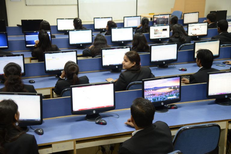 1451286154glbajaj_computercenter1 1451286154glbajaj_computercenter1
