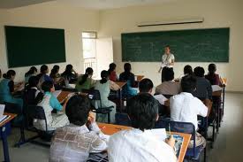 634642166525125313_Swami-Vivekananda-PG-College-class-room