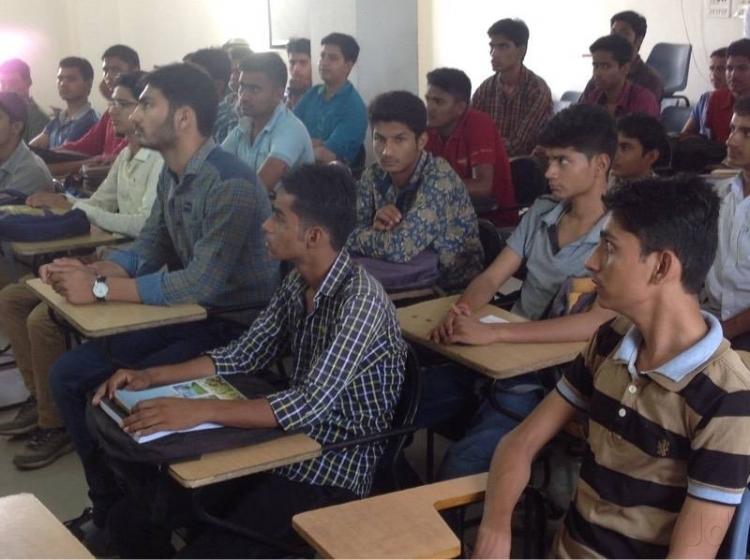 gaurav-career-coaching-air-force-area-jodhpur-competitive-exam-tutorials-39vzh5r