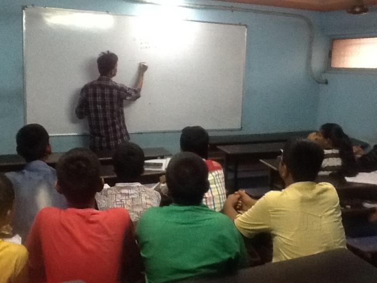 vision-academy-kalyan-east-thane-tutorials-hxnsx