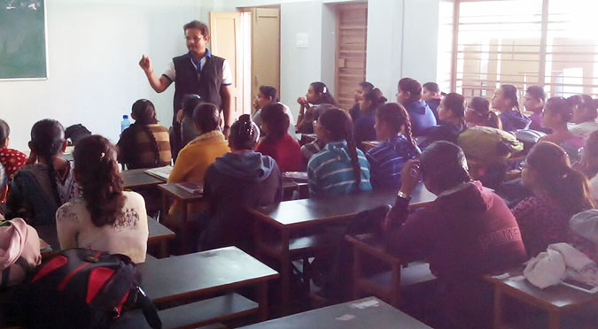 career-after-bcom-mj-kundalia-rajkot-2