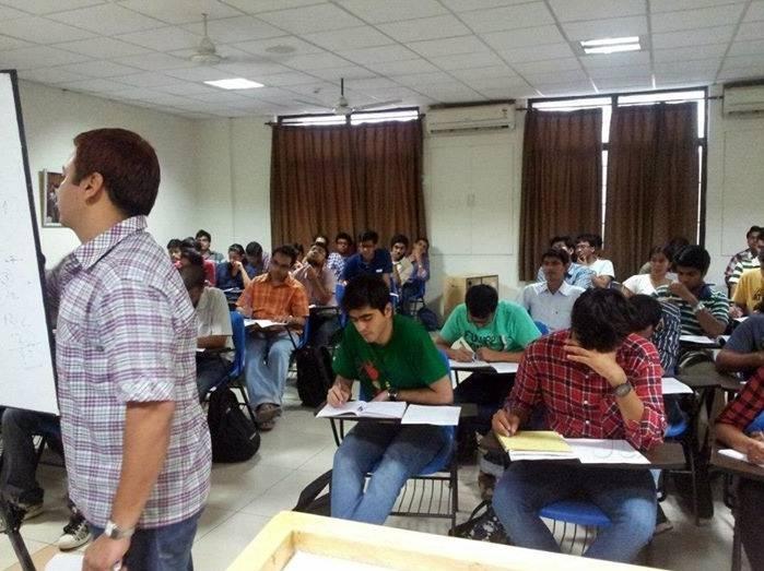 career-launcher-india-limited-rajouri-garden-delhi-tutorials-1kiq5eo