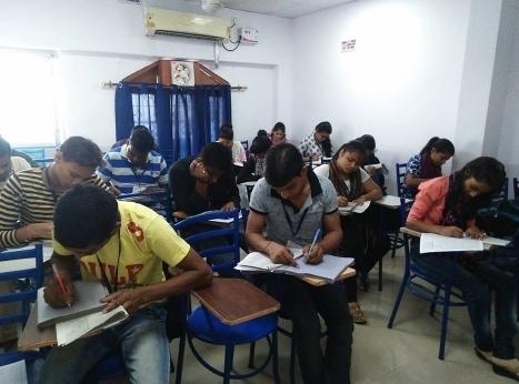 mahendras-educational-pvt-ltd-rajaji-puram-lucknow-tutorials-2w8k5nz