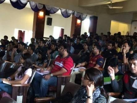 career-launcher-university-road-rajkot-tutorials-for-mba-1a0wdrl