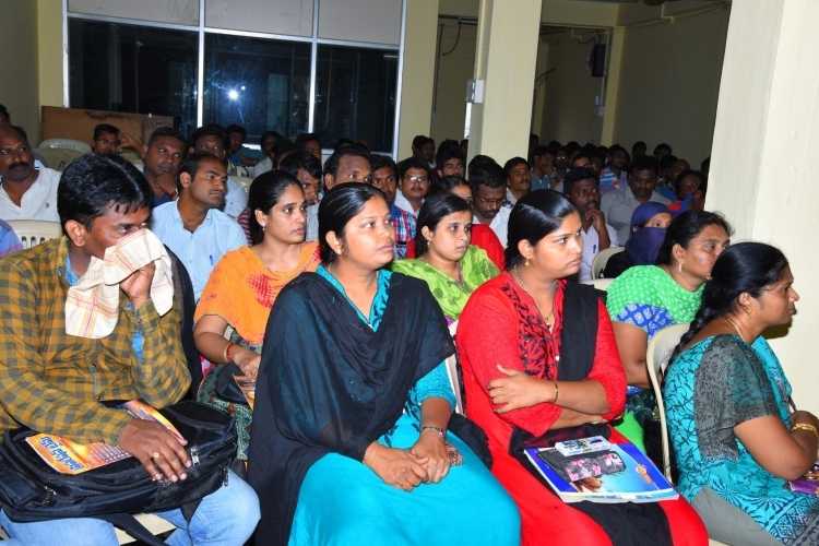 dreams-ias-study-circle-mg-road-vijayawada-competitive-exam-tutorials-mer9g1