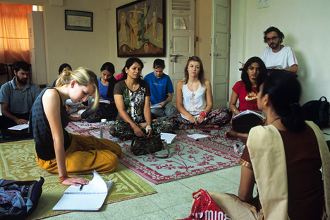 43-theyogainstitute0362011a468x312