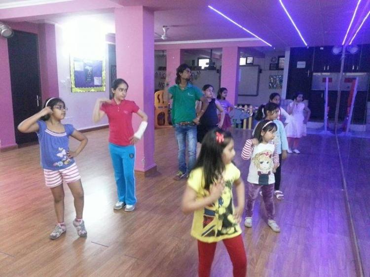 footloose-dance-academy-paschim-vihar-delhi-8