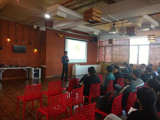 large_center147409943916760.CodeKul-Java-Classes-in-pune