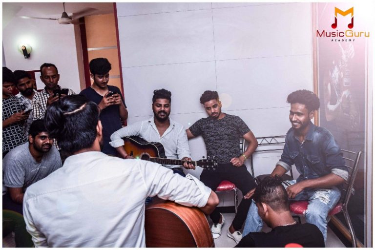 music-guru-academy-east-patel-nagar-delhi-music-classes-24a24br music-guru-academy-east-patel-nagar-delhi-music-classes-24a24br