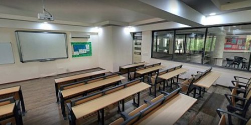 Excelsior-American-Classroom-2-Cropped-Compressed-452x226