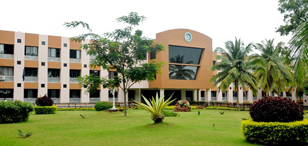 nitte-meenakshi
